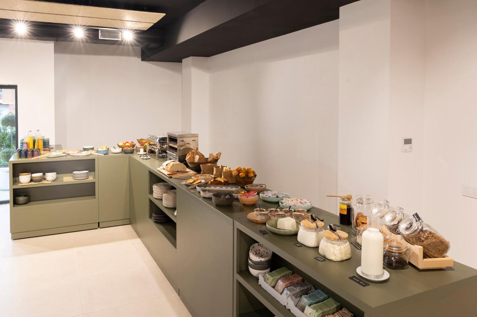 Hotel H4 Cangas 3 Superior 외부 사진