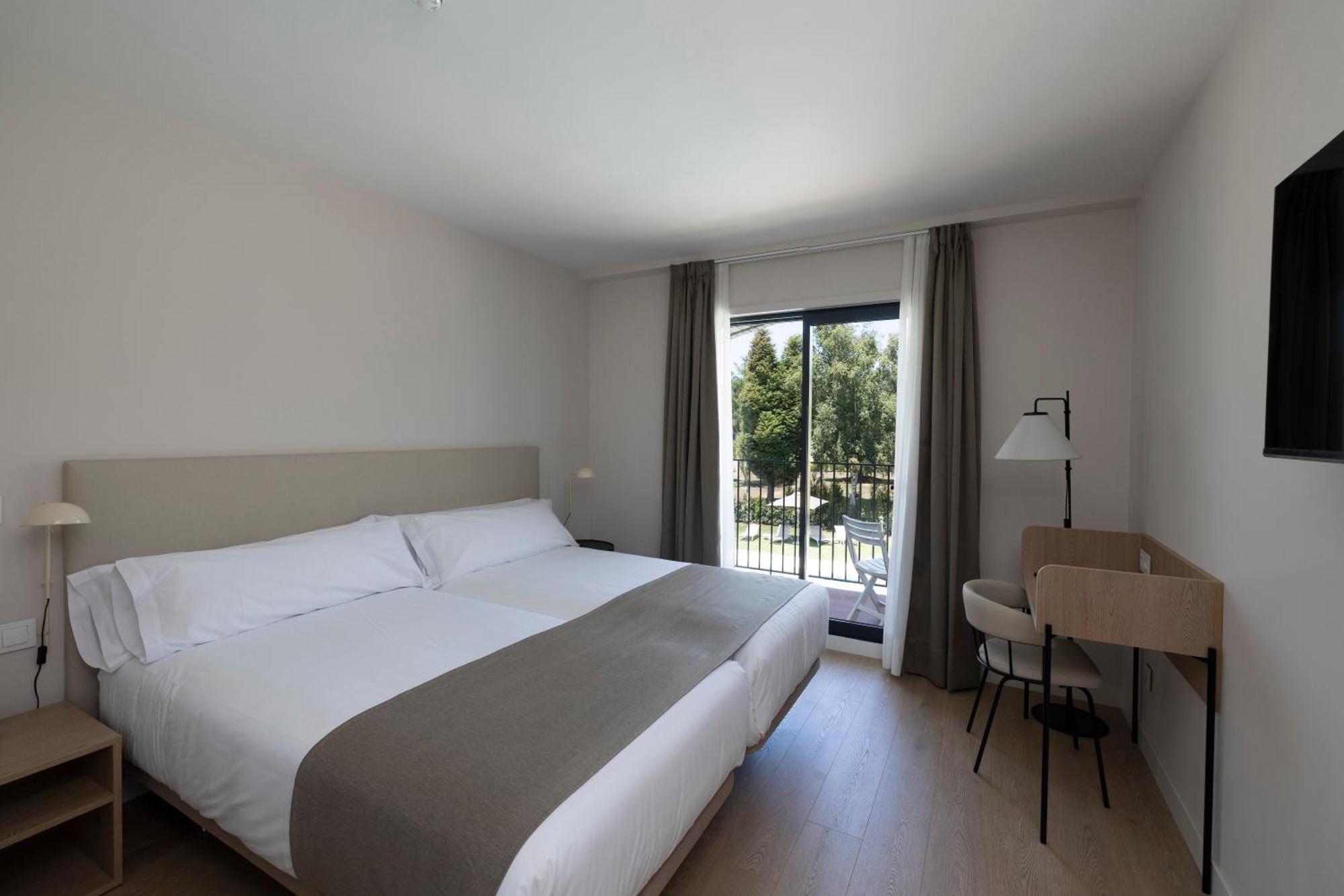 Hotel H4 Cangas 3 Superior 외부 사진