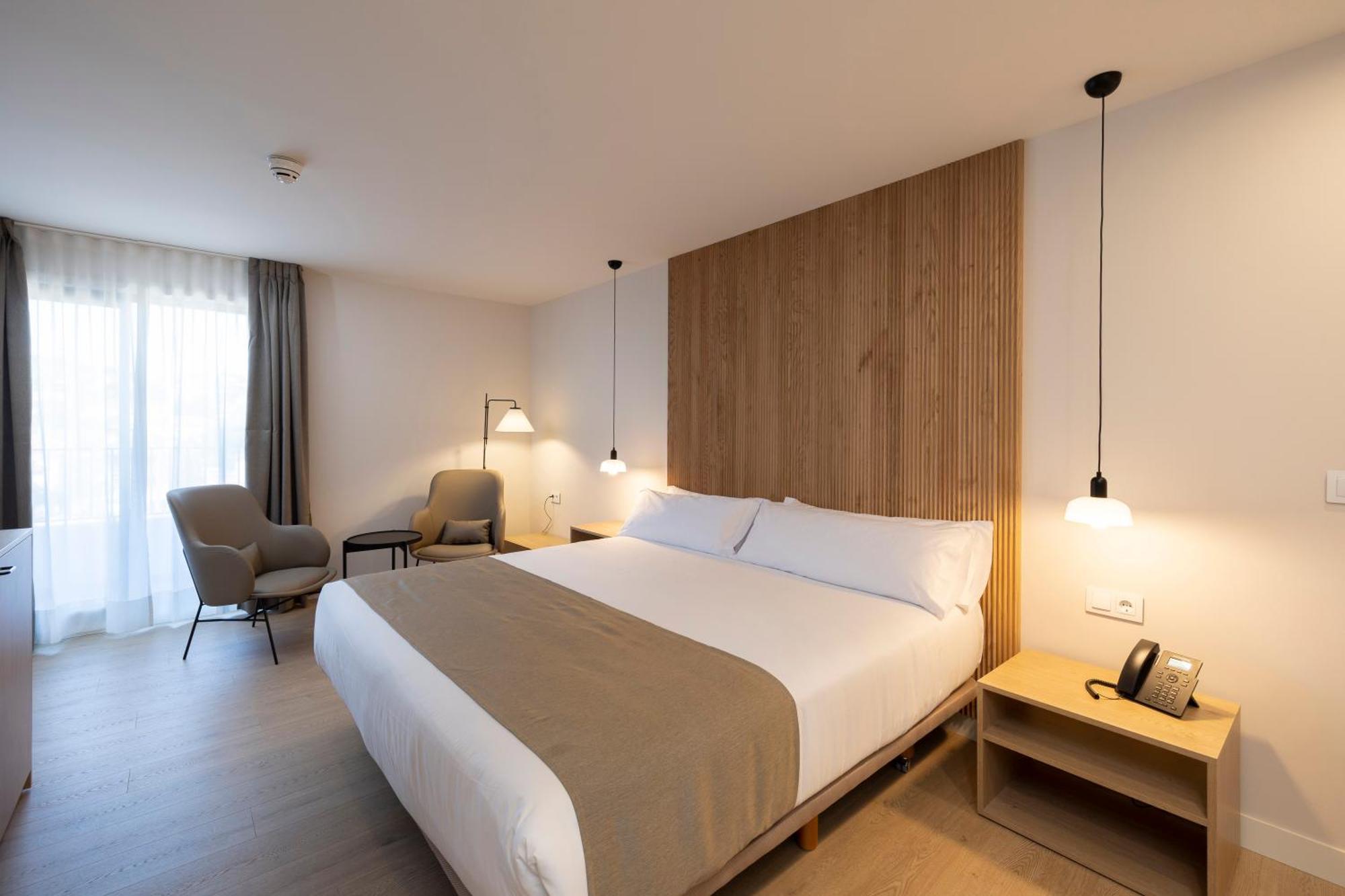 Hotel H4 Cangas 3 Superior 외부 사진